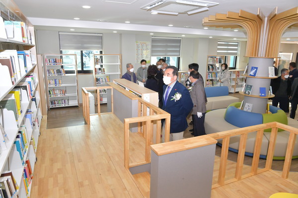 순창군의 여섯 번 째 작은도서관인 복흥작은도서관이  15일 문을 열었다. /순창군 제공